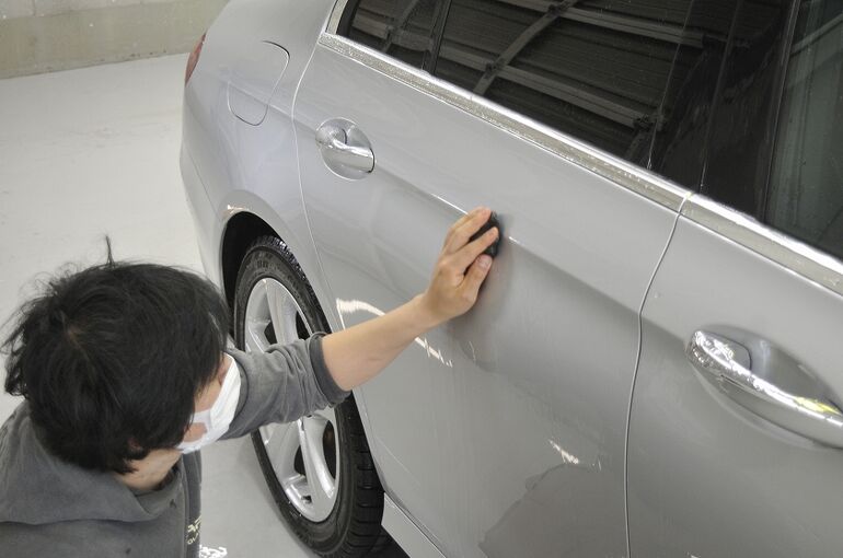 11.ベンツE220d鉄粉除去2