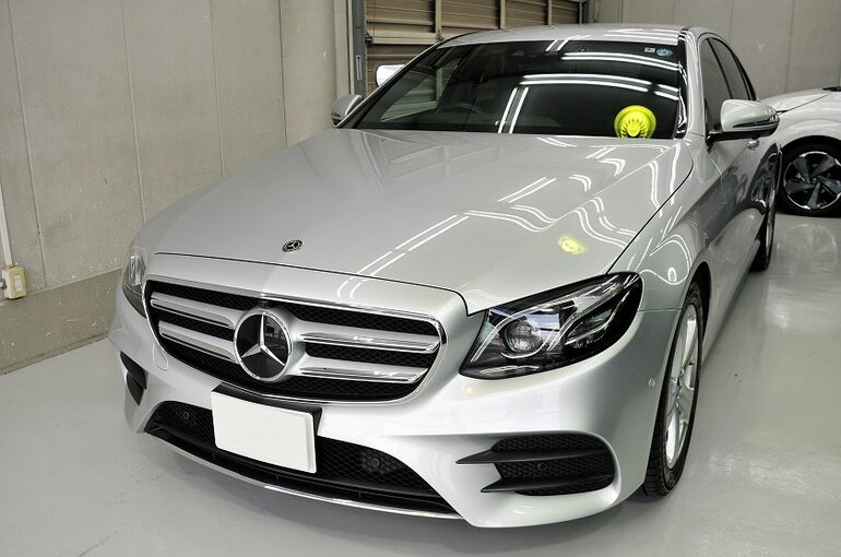 33.ベンツE220d　施工後　左前方