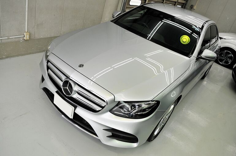 36.ベンツE220ｄ　施工後　右前方2