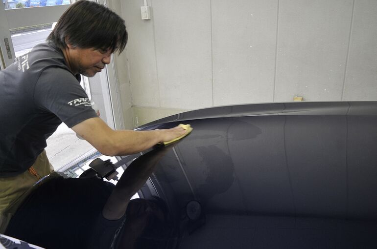 BMW840ｄ　ワックス除去工程