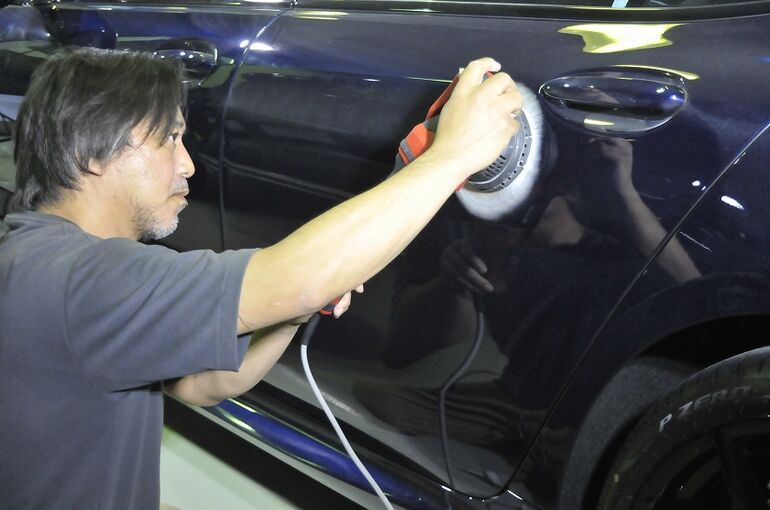 bmw840d　側面　磨き