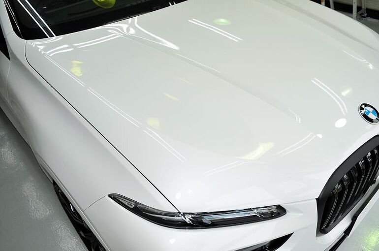 BMW X7　コーティング施工完了　ボンネット部　右サイド