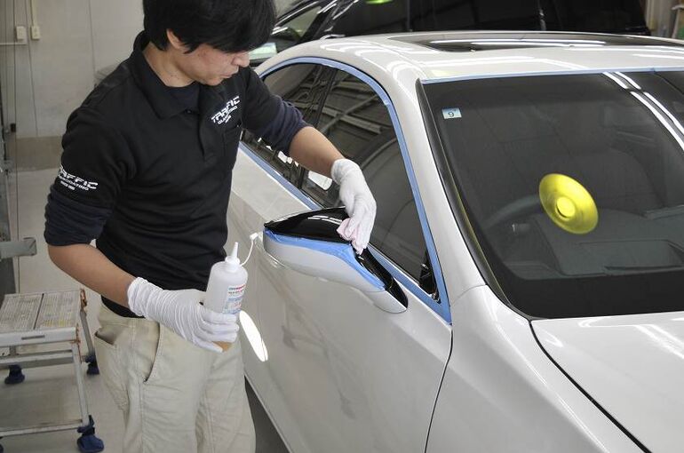 レクサス ES300ｈ　クレンジング施工　ミラーカウル