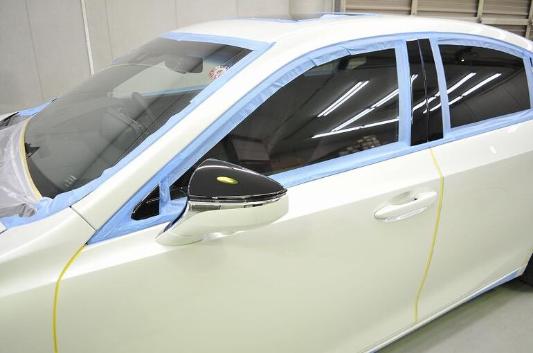 レクサス ES300ｈ　養生完了　サイド部