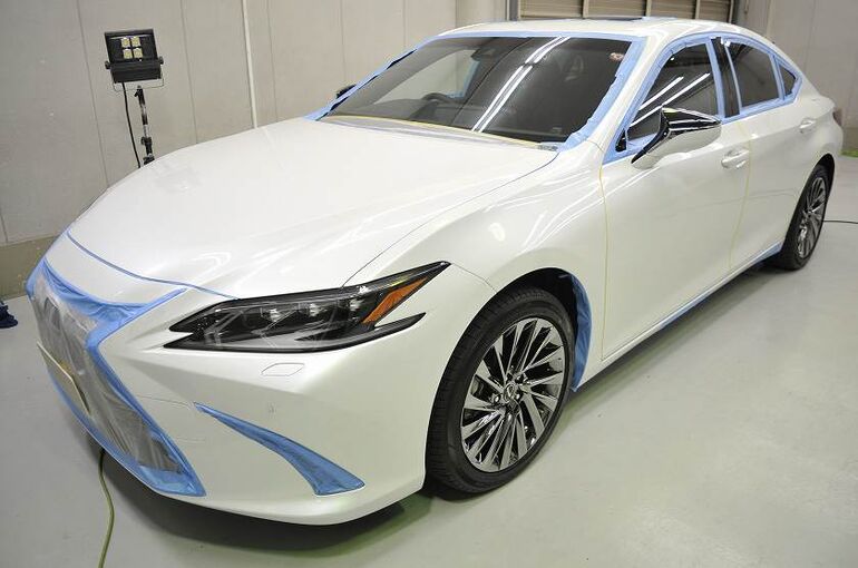 レクサス ES300ｈ　養生完了　左前から　全景