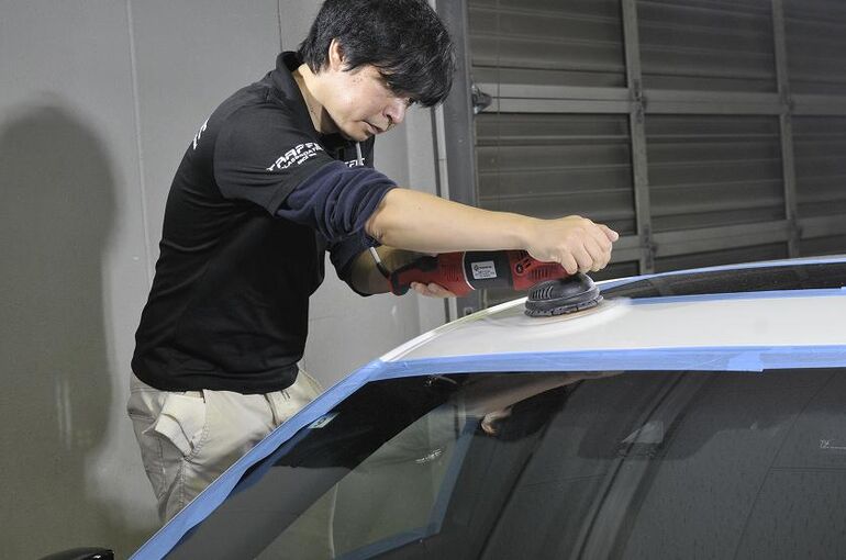 レクサス ES300ｈ　ルーフ部　磨き施工