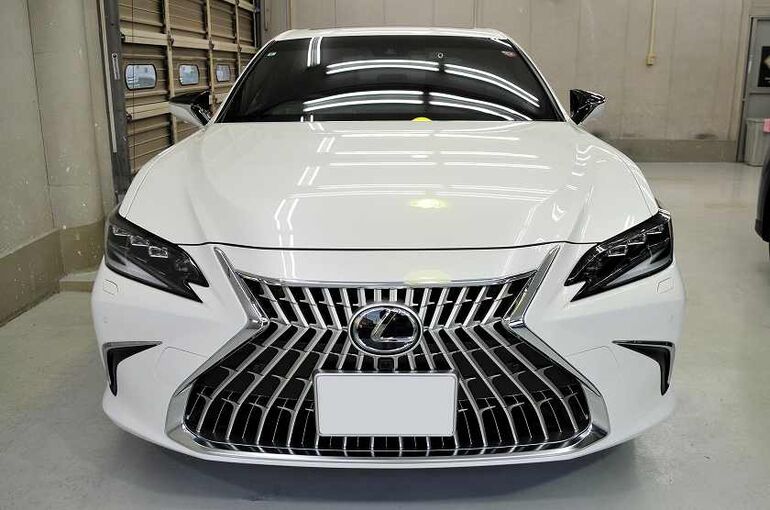 レクサス ES300ｈ　コーティング施工完了　正面からの全景