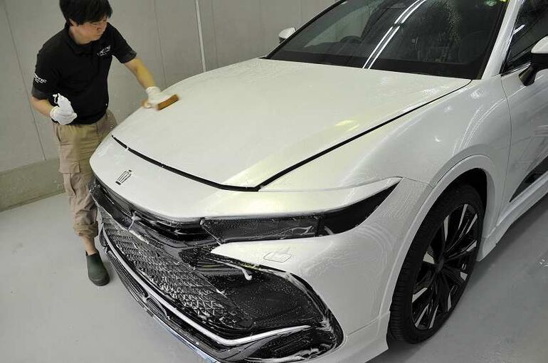 トヨタ　クラウン　クロスオーバー　クレンジング施工後のシャンプー洗車