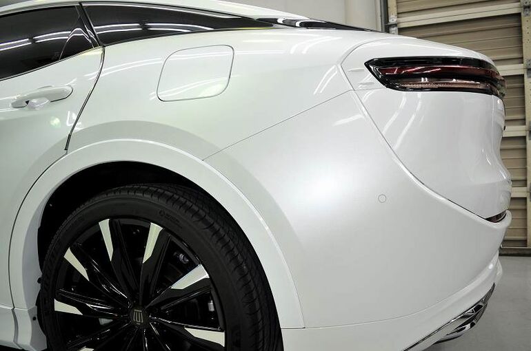 トヨタ　クラウン　クロスオーバー　コーティング施工完了後　左後ろフェンダー部