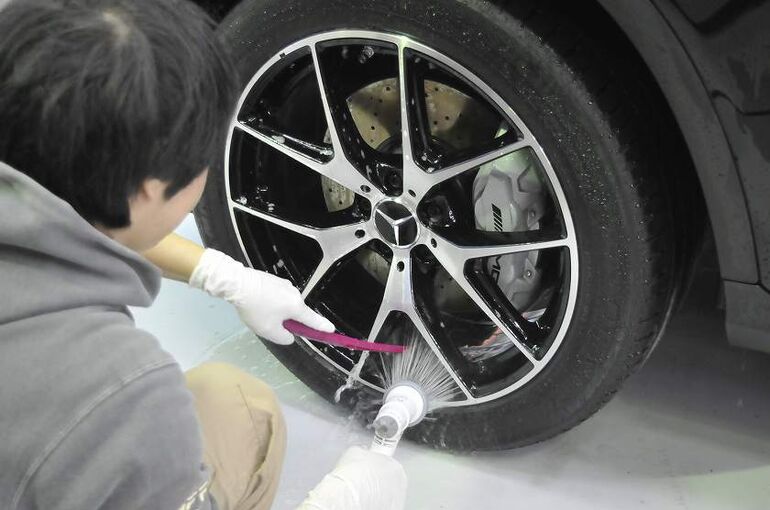 メルセデスAMG  GLC43クーペ　ホイール洗浄