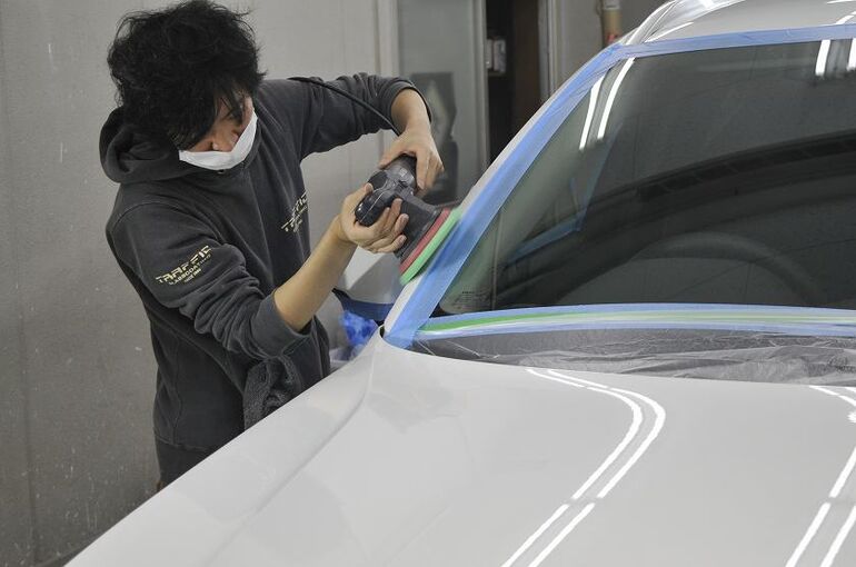 ボルボ XC40 カーコーティング施工　Aピラー部　磨き