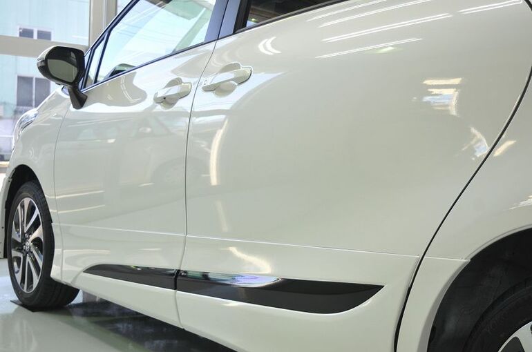 ボルボXC40　カーコーティング施工後　左サイド面