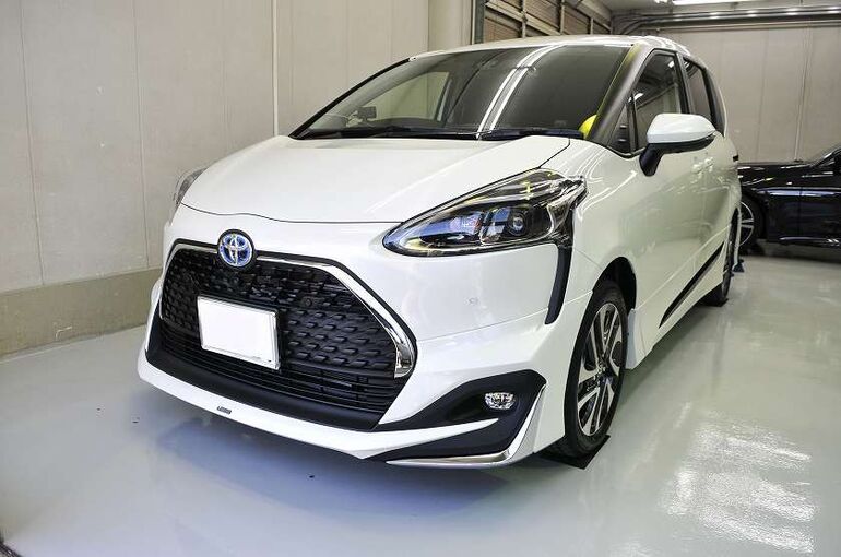 ボルボXC40　カーコーティング施工後　左前から全体像の写真