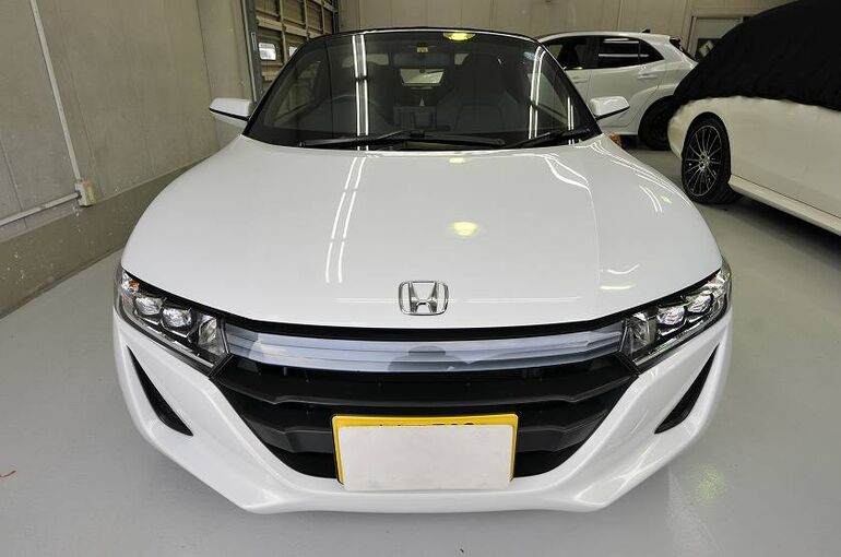 ホンダS660のカーコーティング施工完了　真正面から車両全体を撮った写真