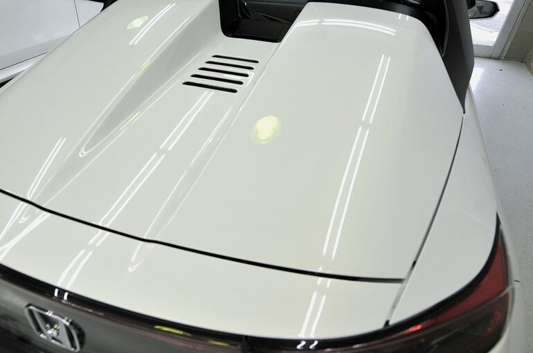 ホンダS660のカーコーティング施工完了　リアトランク部を右後ろから撮った写真