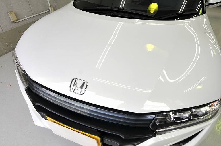 ホンダS660のカーコーティング施工完了　エンジンフード左前から撮った写真