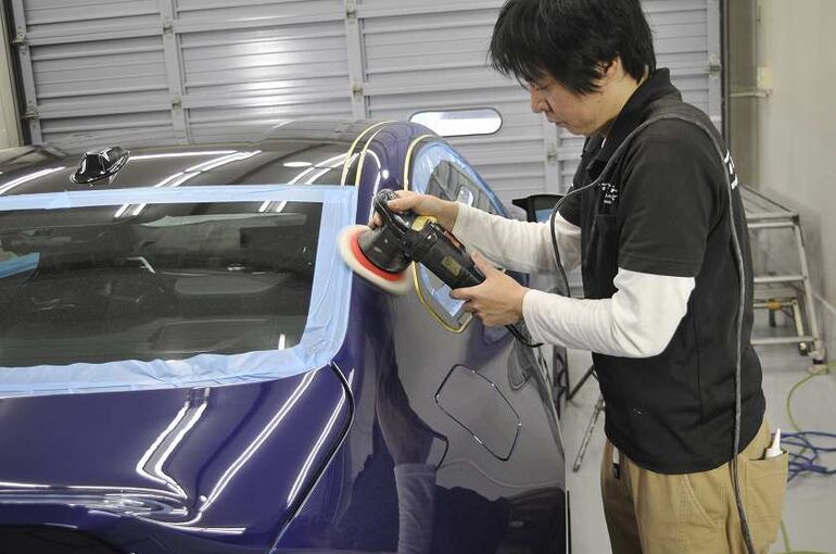 5.BMW M2 CS　カーコーティング施工中の画像
