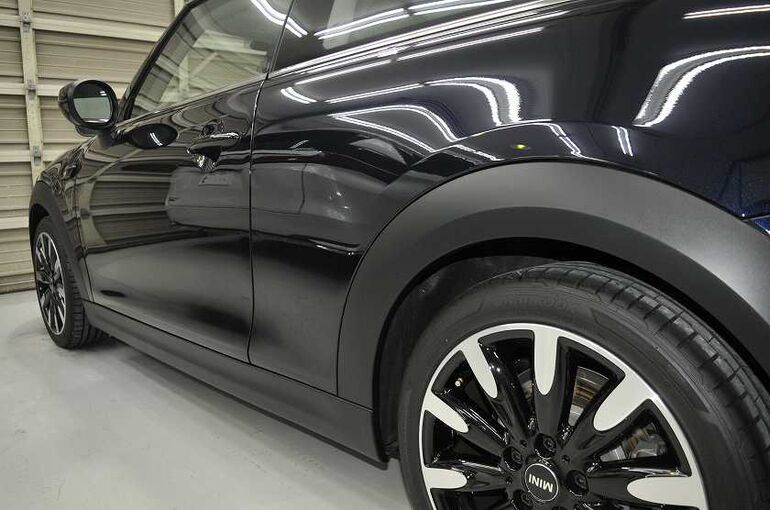 31.BMWミニ　カーコーティング施工後の画像