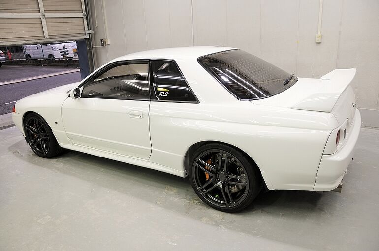 R32-28