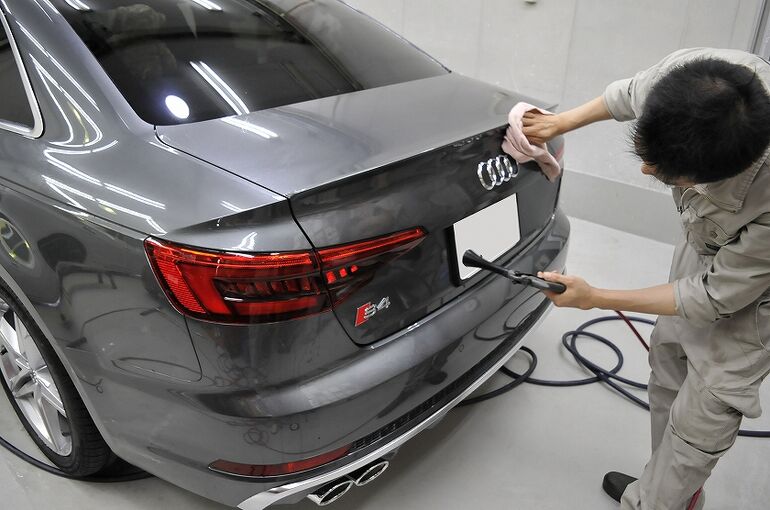 AS10