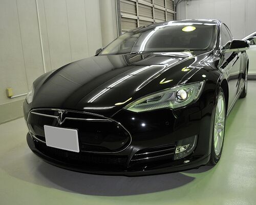 TeslaS_00