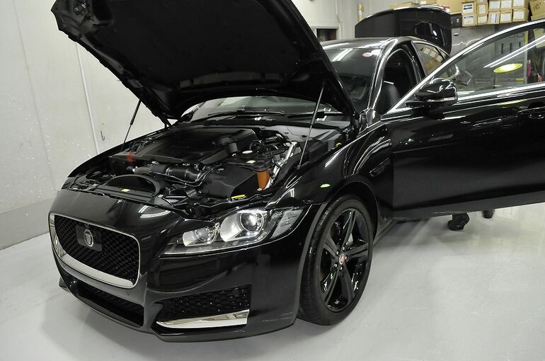 JaguarXF_26