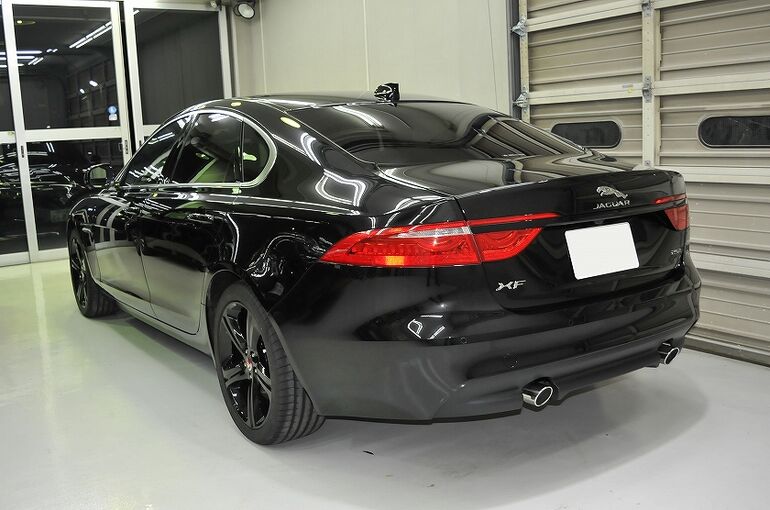 JaguarXF_30