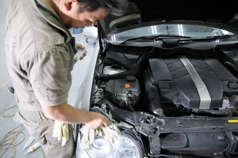 車と職人